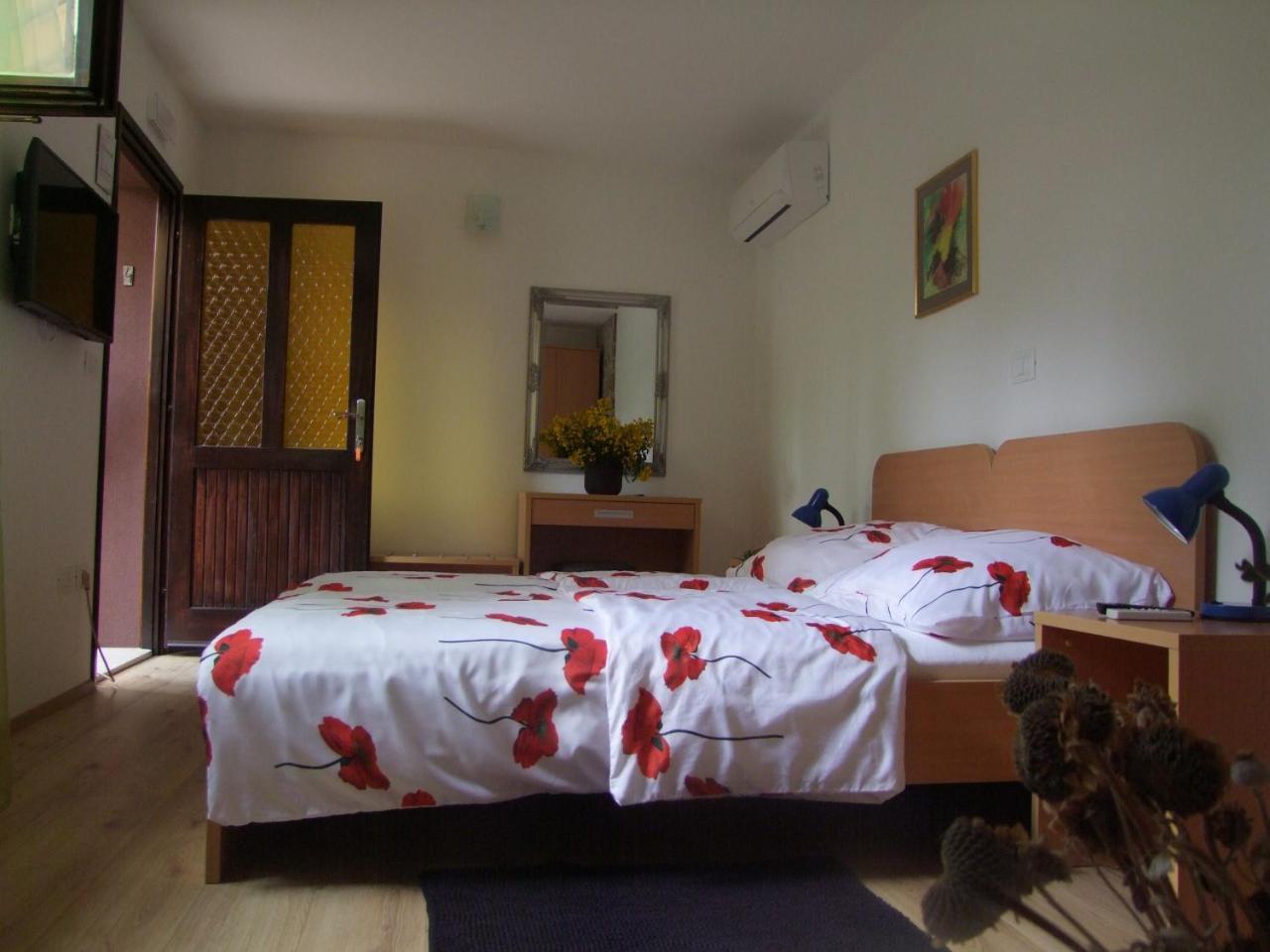 Guest House Korado Rovinj Exterior photo